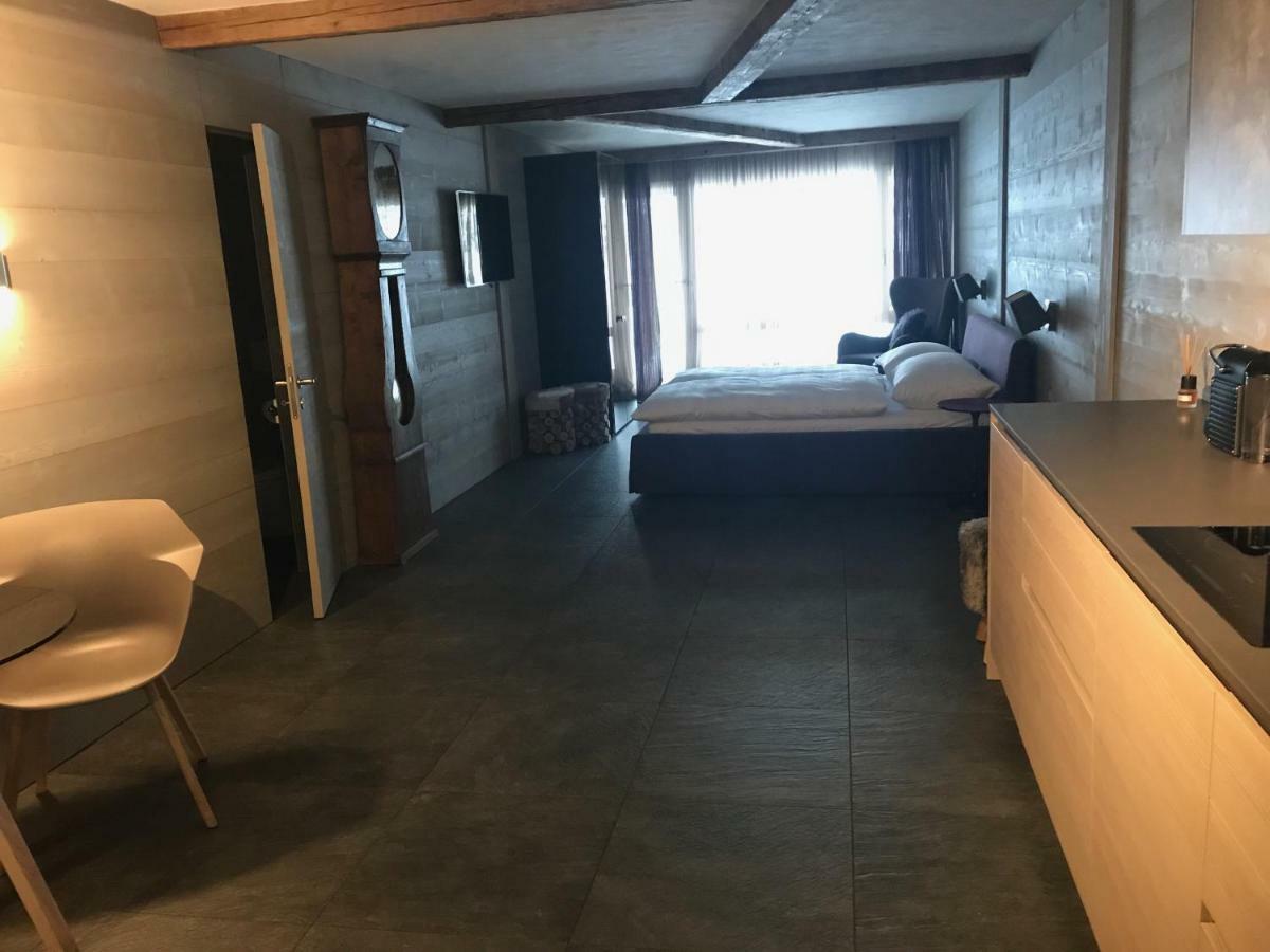 Charly Studio In Gstaad Luaran gambar