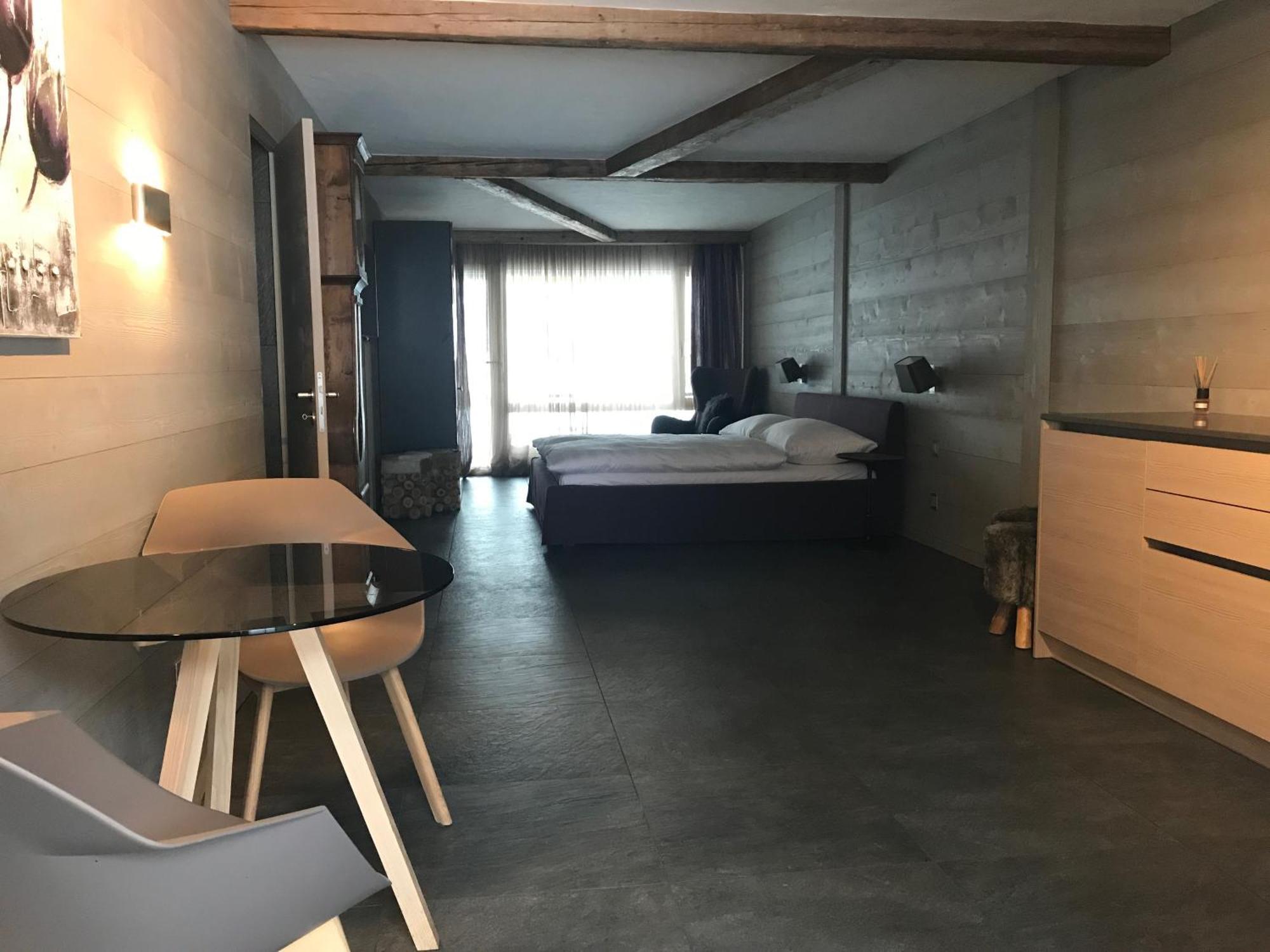 Charly Studio In Gstaad Luaran gambar