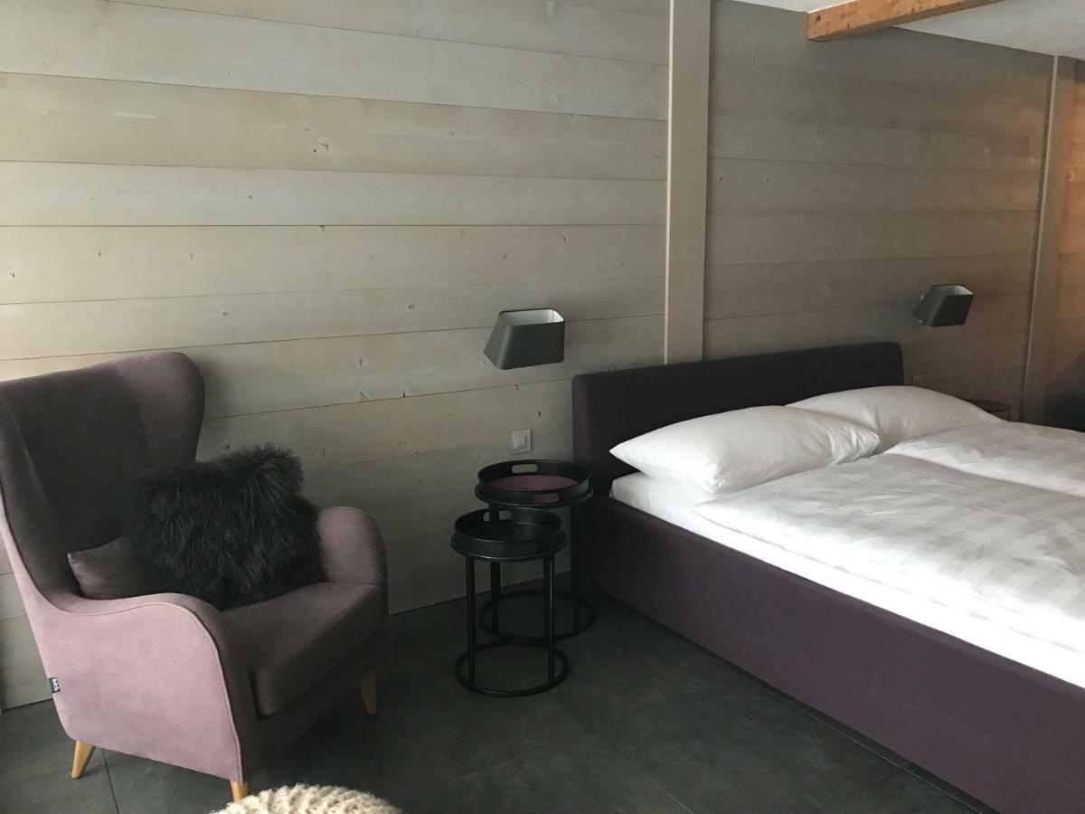 Charly Studio In Gstaad Luaran gambar